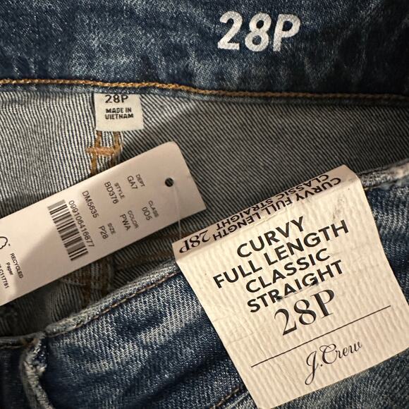 J. CREW NWT Medium Wash Curvy Full Length Classic Straight Denim Jeans Size 28P - Picture 4 of 8